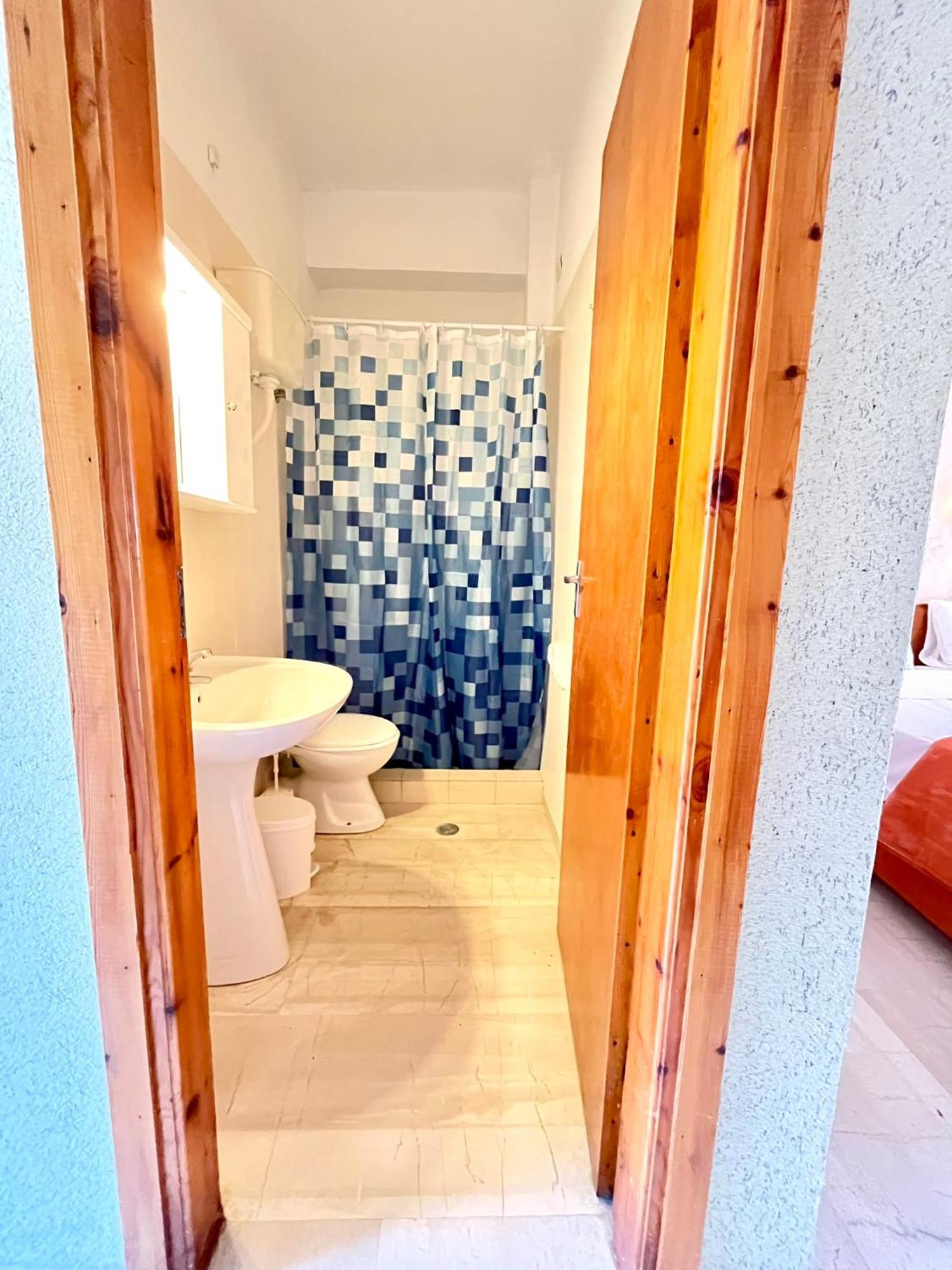 Oelia Rooms & Apartments Agia Marina  Extérieur photo
