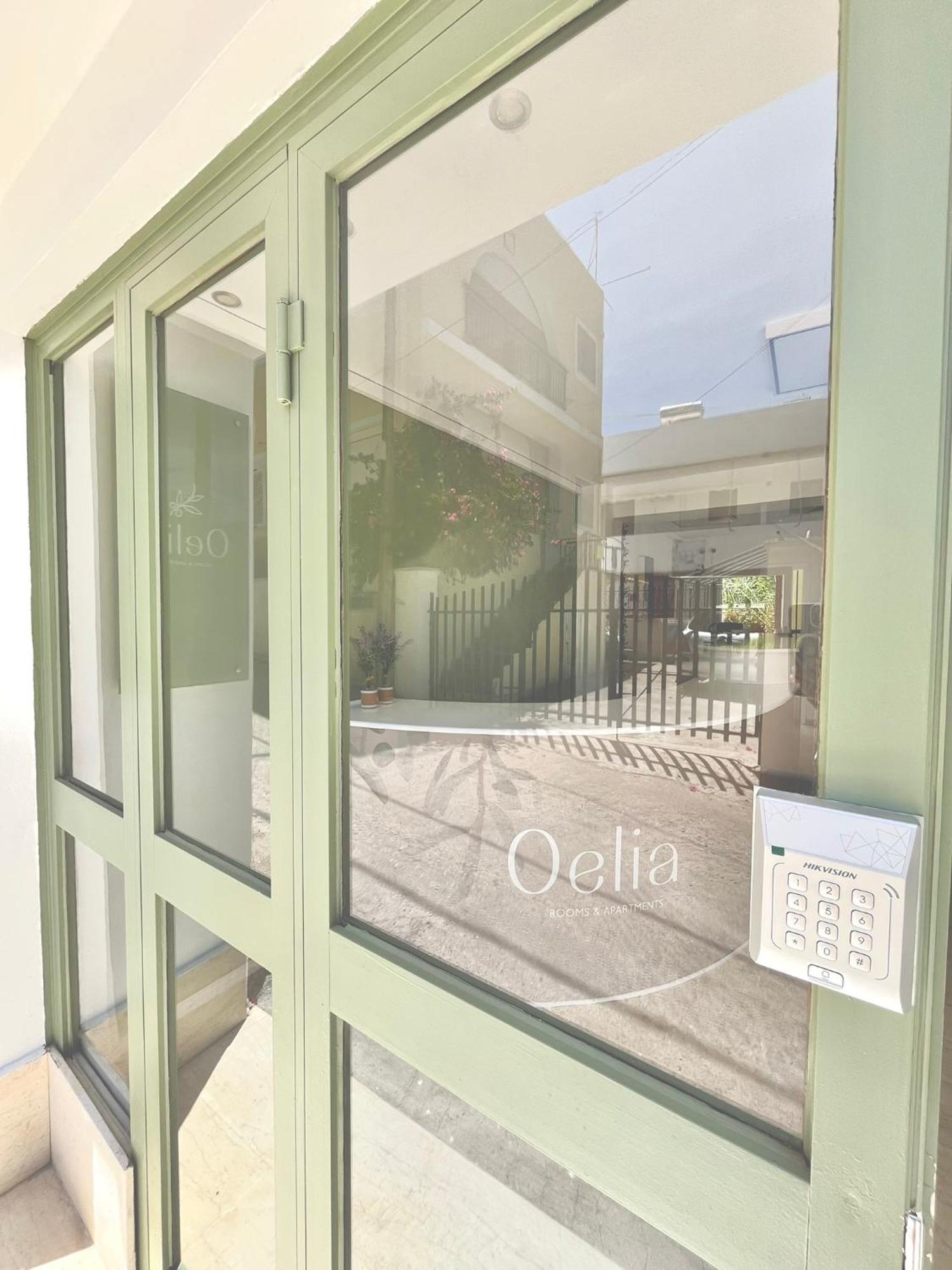 Oelia Rooms & Apartments Agia Marina  Extérieur photo