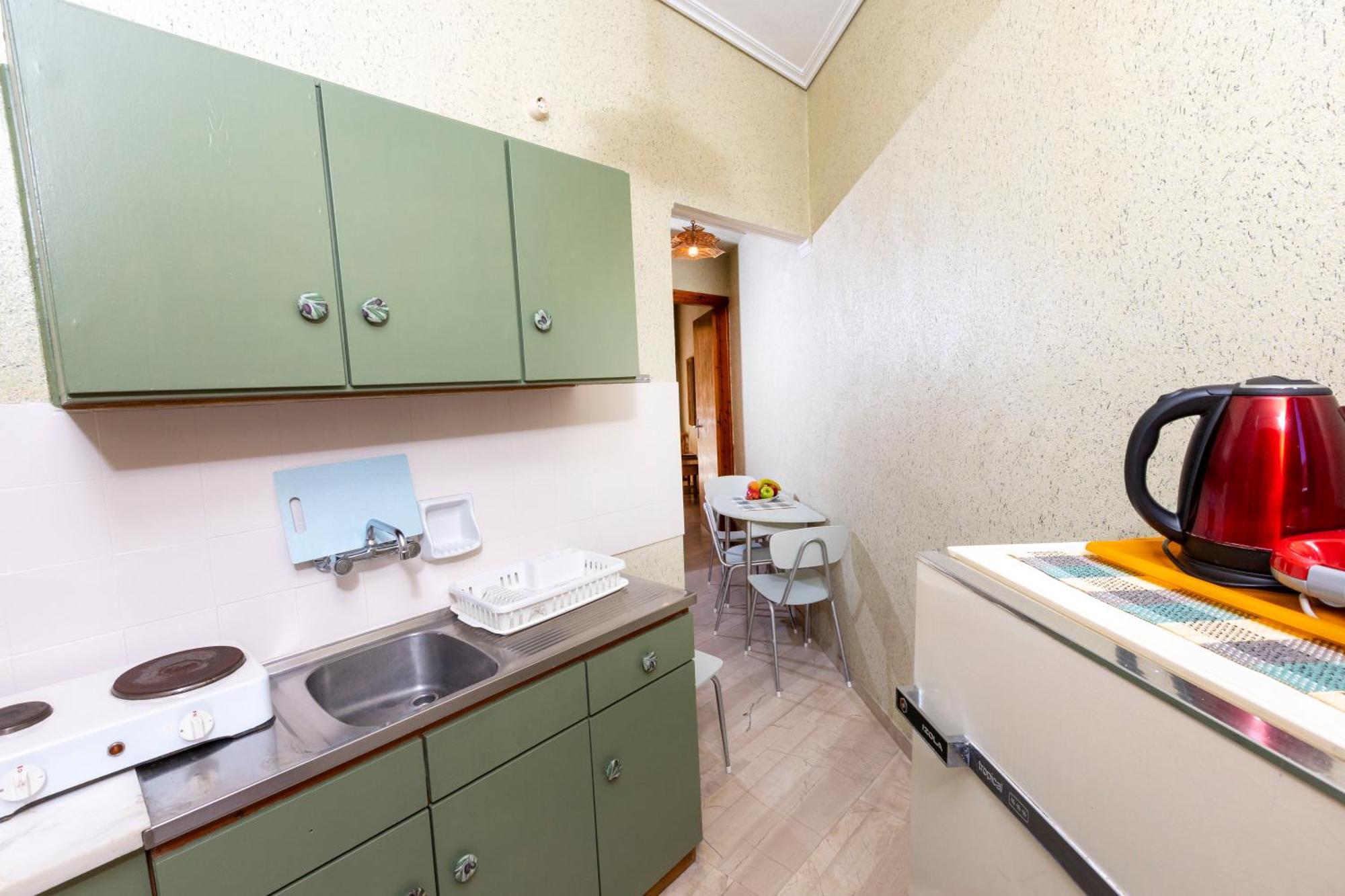 Oelia Rooms & Apartments Agia Marina  Extérieur photo